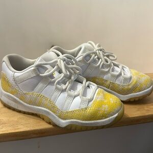 Kids Jordan 11s